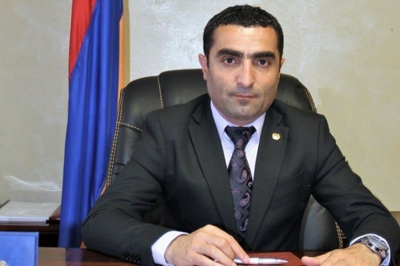 Petrosyan Ministro de Ecología