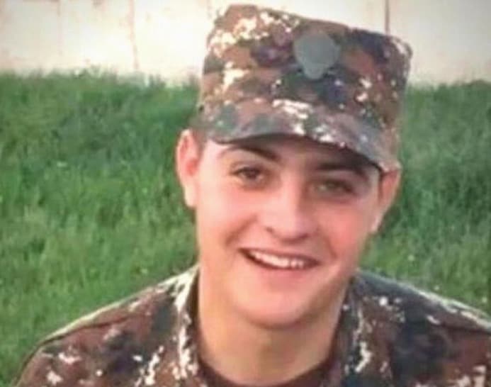Falleció Artur Muradyan (2001/ 2020), tras resultar gravemente herido en un ataque de Azerbaiyán a la provincia armenia de Tavush el 12 de julio