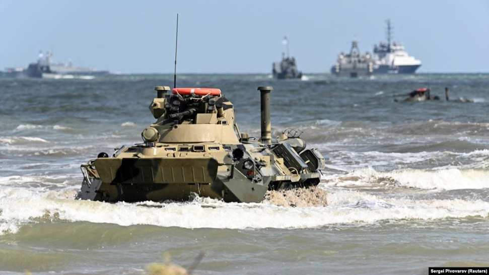 Rusia inicia maniobras militares en el Mar Caspio