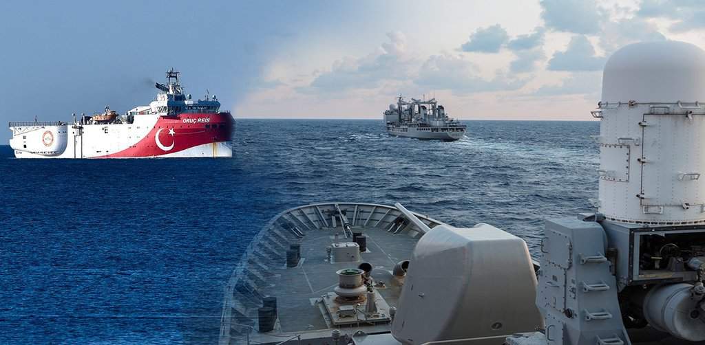 Turquía mueve barcos y Grecia tropas